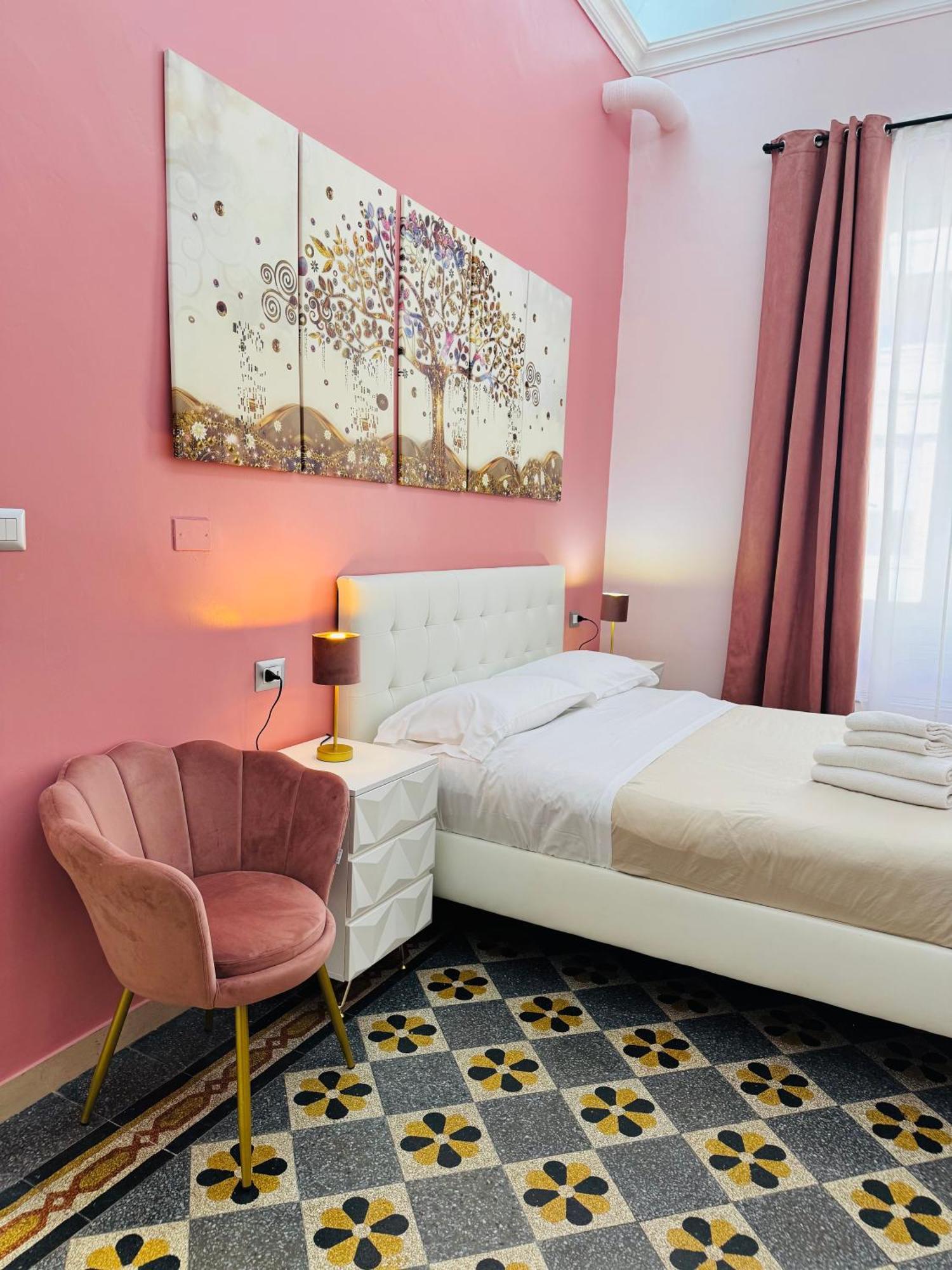 Virgilio Suite Roma Quarto foto